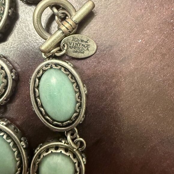 Vintage Nine West bracelet and earings - Picture 1 of 2